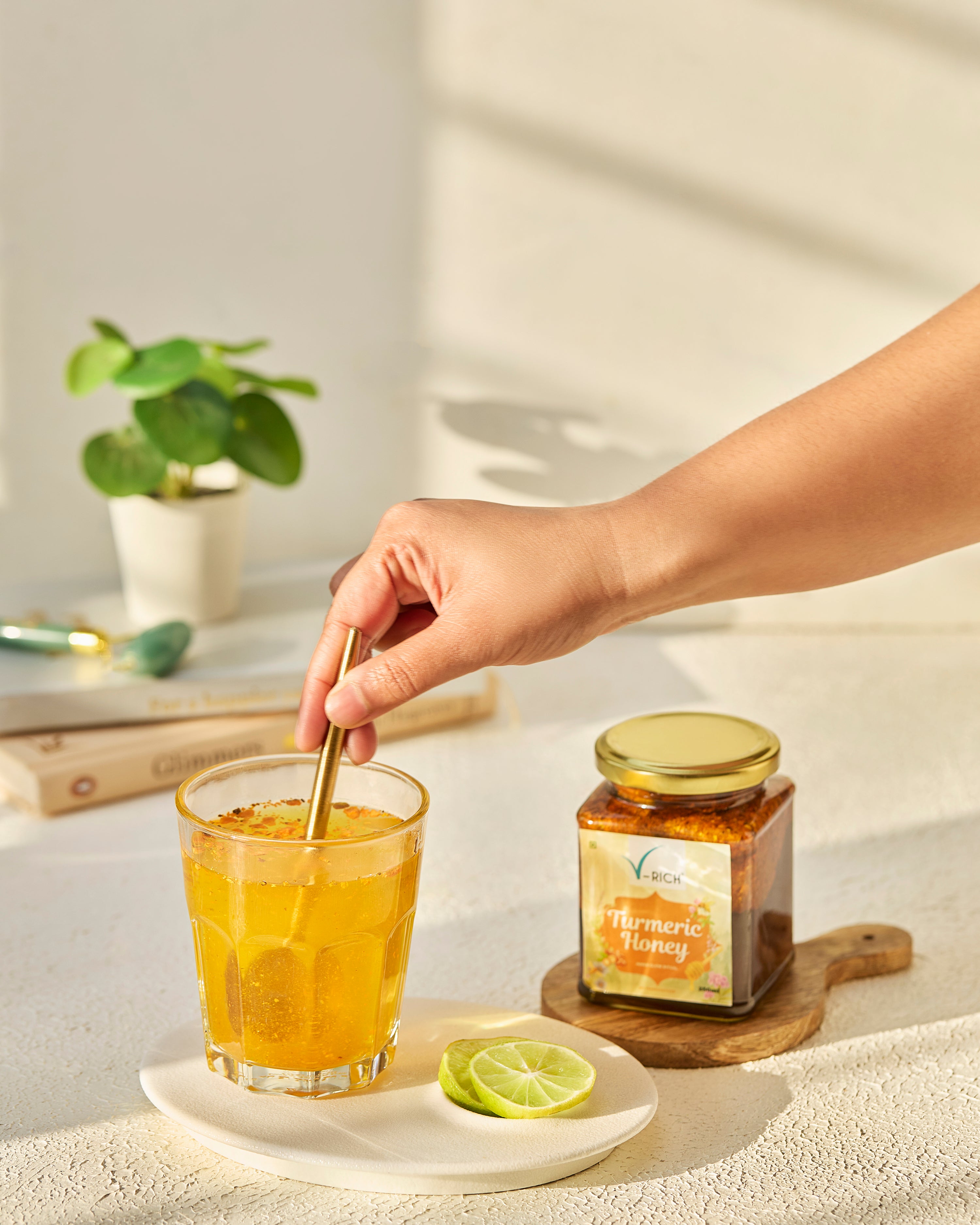 V-RICH Turmeric Honey  | Raw, Unprocessed & Pure Honey with Haldi | Natural Immunity Booster | No Added Sugar, No Preservatives | Rich in Antioxidants | Healthy Sugar Alternative